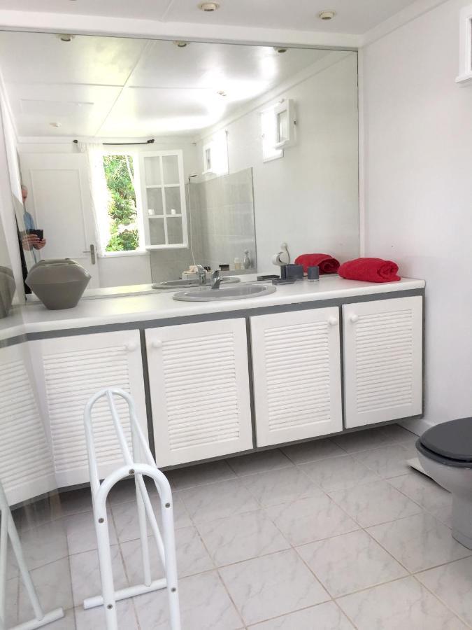 Studio Charmant Au Coeur De Boucan Canot 30 M² Avec Jardin Prive Saint-Paul Exterior foto
